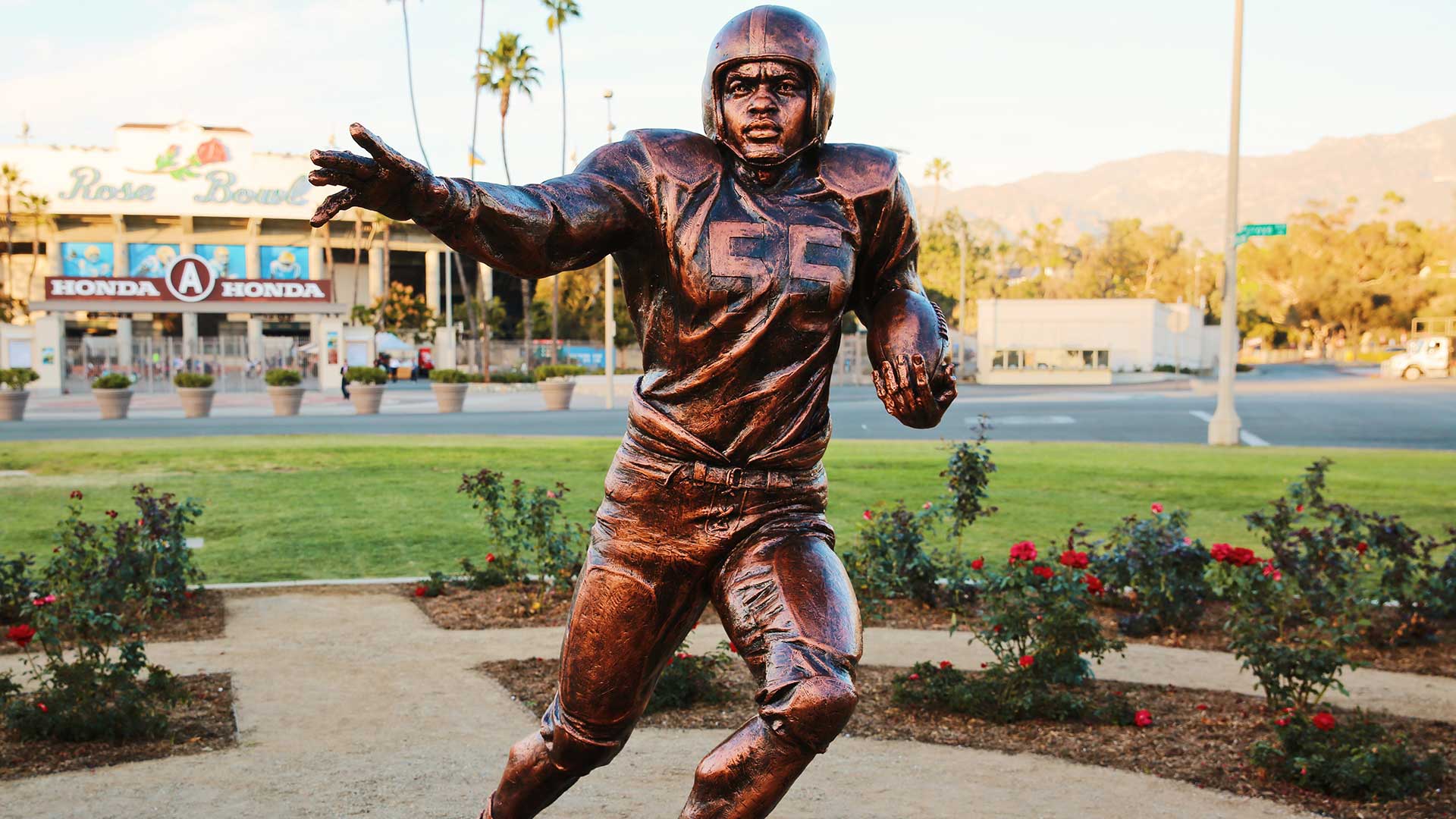 Jackie Robinson Stadium Rights Statue